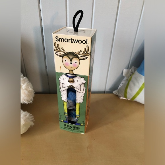 Smartwool - VGUC - 3 pairs of toddler socks - Picture 2 of 5
